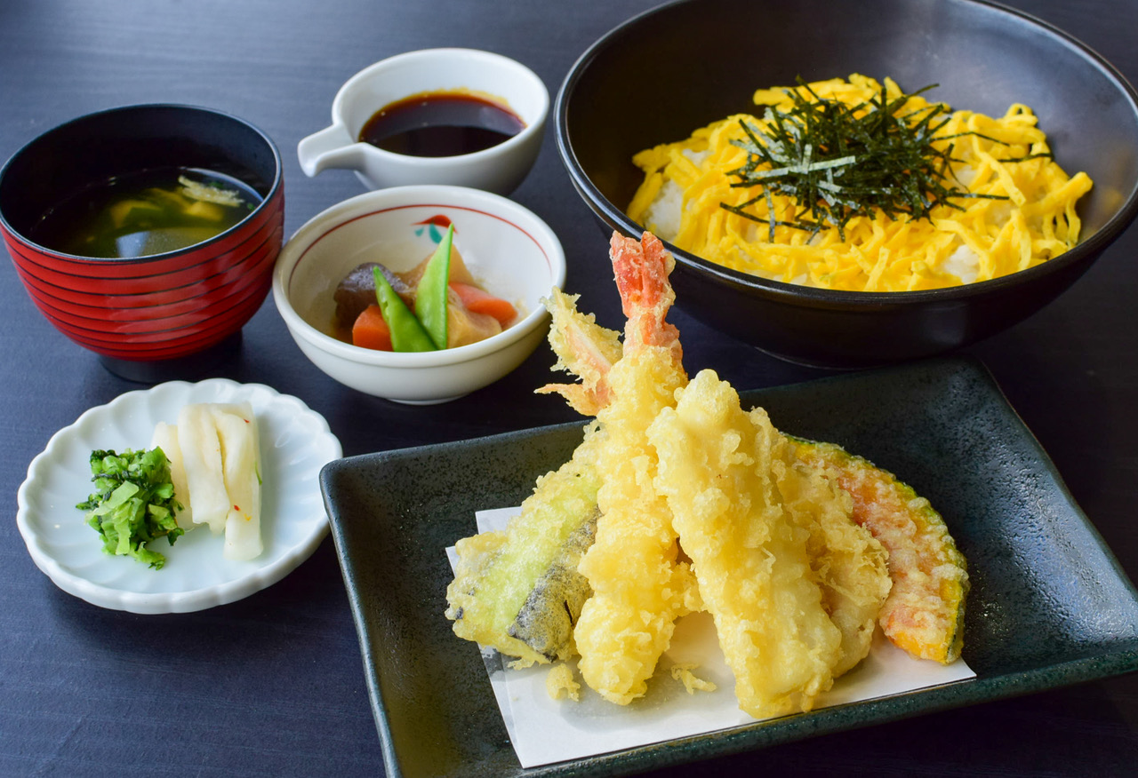 レストラン