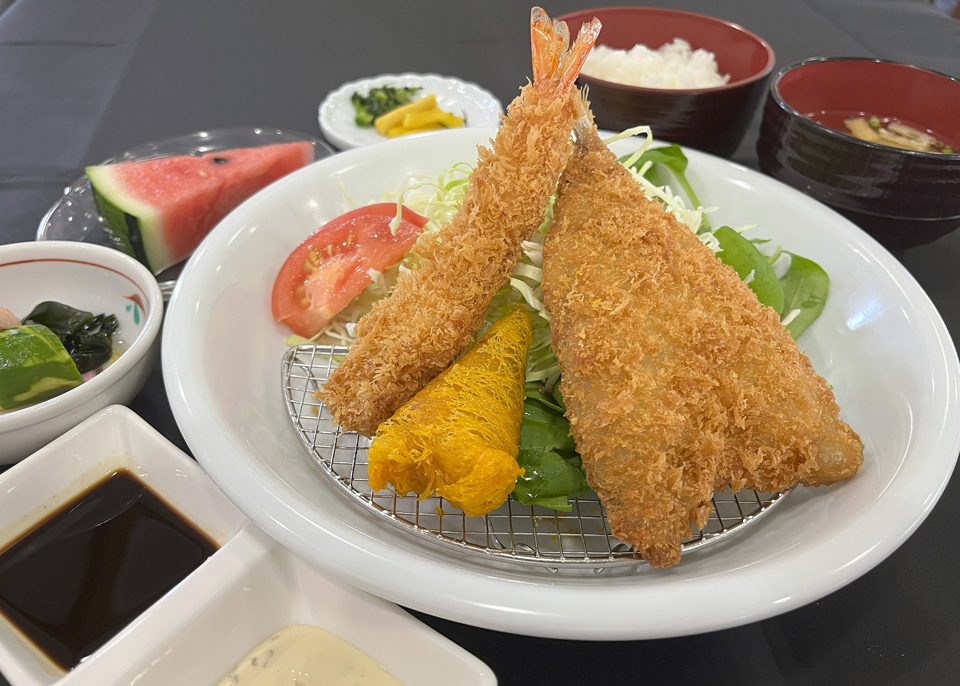 レストラン